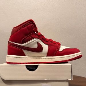 Air Jordan 1 Mid * Brand New*